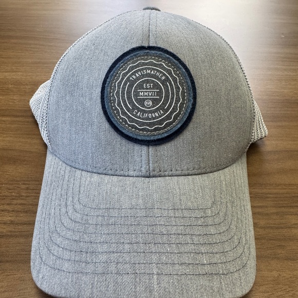 Travis Mathew The Patch SnapBack hat - Picture 1 of 3